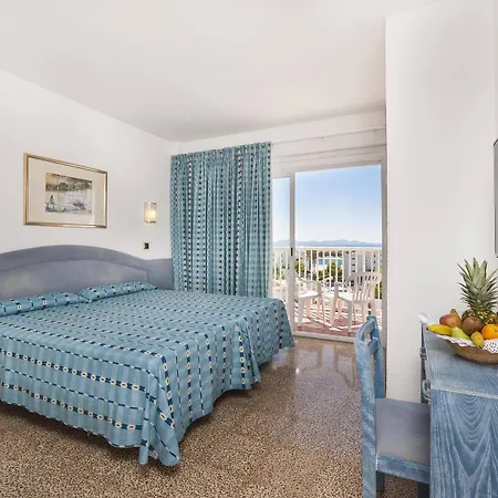 Globales Condes De Alcudia Hotell 3*