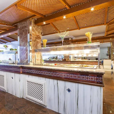 Globales Condes De Alcudia 3* Порто де Алькудиа